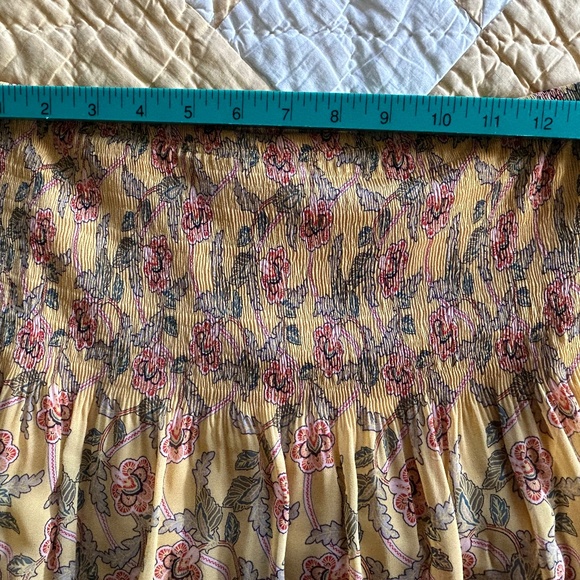 Set Of Two Max Studio Boho Mini Skirts M/L Floral Patterns Yellow Flirty - Picture 9 of 11